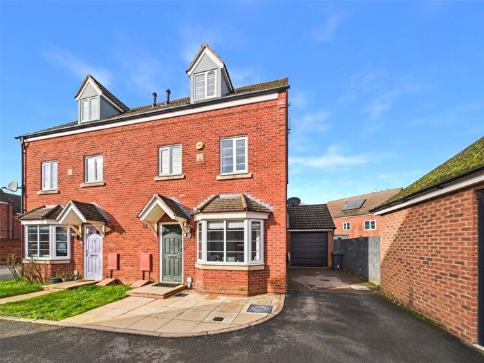 4 Bedroom Semi Detached House For Sale In Northwood Drive Kingsway, Quedgeley, Gloucester, Gloucestershire, GL2