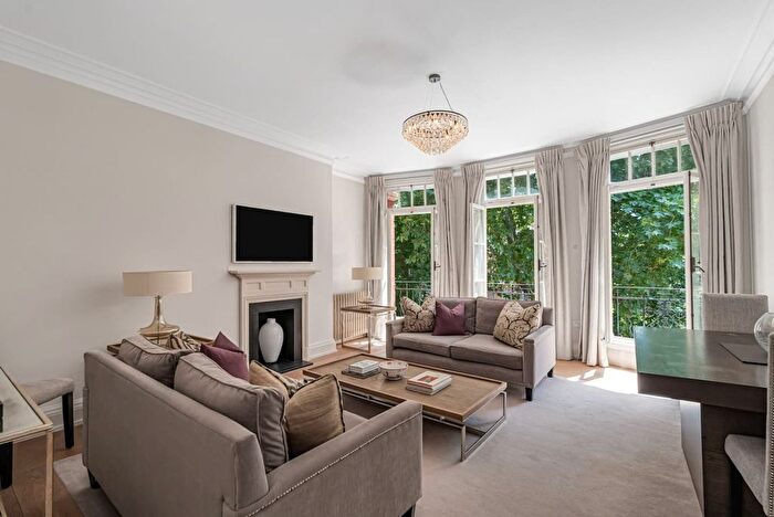 1 Bedroom Flat To Rent In Mayfair, W1K
