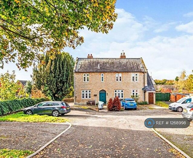 1 Bedroom Flat To Rent In Wesley Court, Raunds, NN9