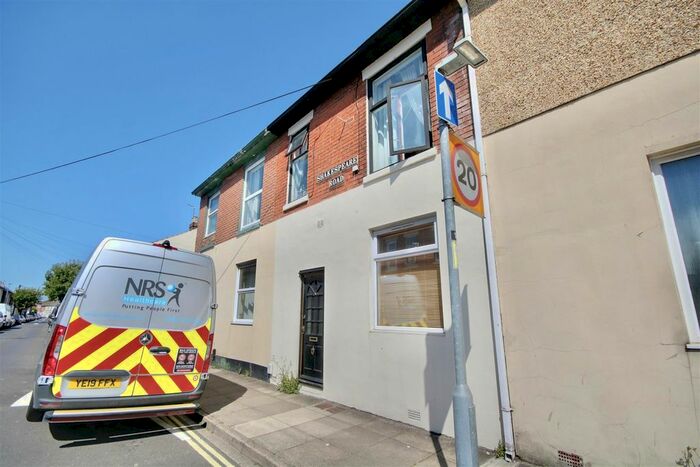 1 Bedroom Terraced House To Rent In Shakespeare Road, Portsmouth, PO1