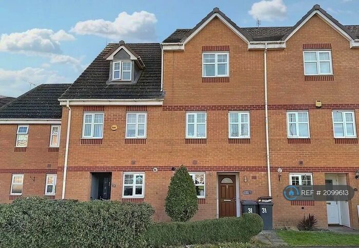 4 Bedroom Terraced House To Rent In Wisteria Way, Nuneaton, CV10