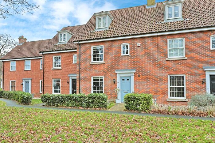 3 Bedroom Terraced House For Sale In Kevill Davis Drive, Little Plumstead, Norwich, NR13