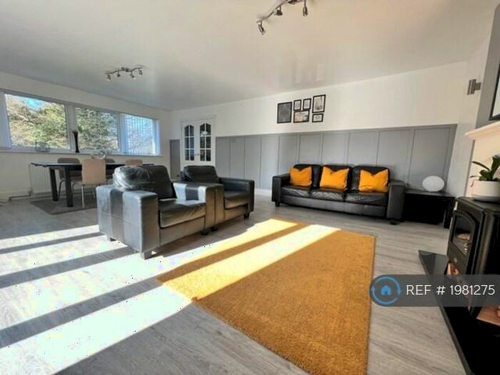 4 Bedroom Bungalow To Rent In Church Lane, Lighthorne, CV35