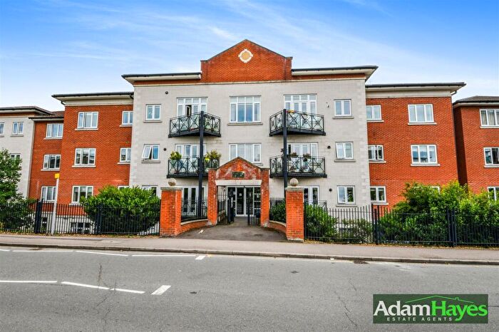 1 Bedroom Apartment For Sale In Langstone Way, Mill Hill East, NW7