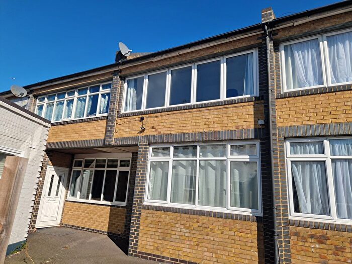 1 Bedroom Mews To Rent In Penrith Place, West Norwood, SE27