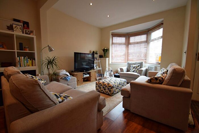 2 Bedroom Terraced House To Rent In Pinner Green, Pinner, HA5