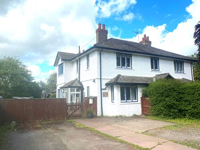 3 Bedroom Semi-Detached House To Rent In Stainby Road, Buckminster, Lincolnshire, NG33