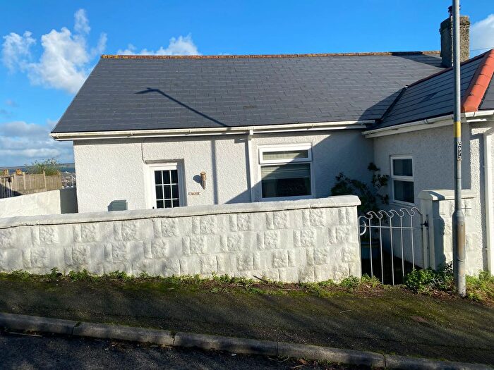 3 Bedroom Bungalow To Rent In Tredavoe Lane, Newlyn, TR18