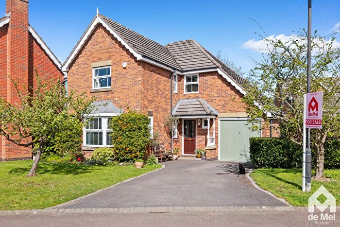 4 Bedroom Detached House For Sale In Murray Close, Cheltenham, GL52