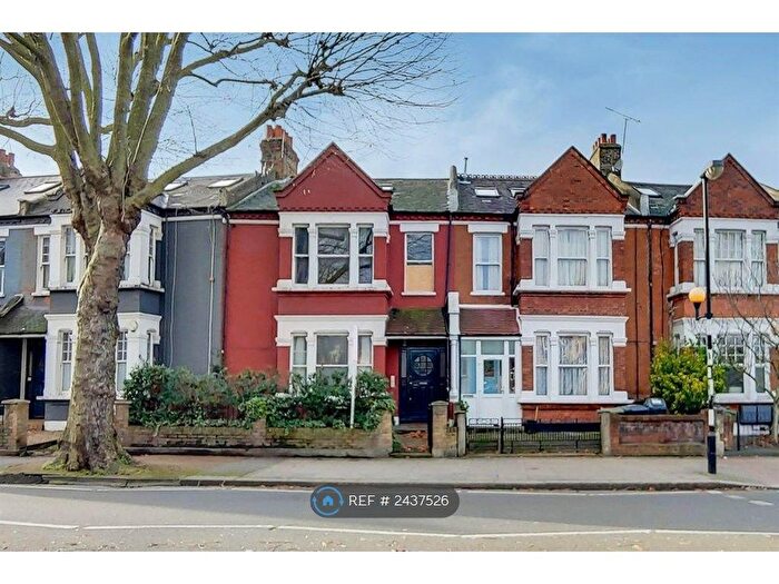 1 Bedroom Flat To Rent In Cavendish Road, London, SW12