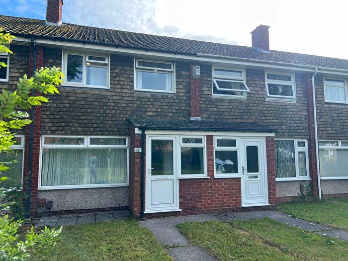 3 Bedroom Terraced House To Rent In Chalcombe Close, Bristol, BS34