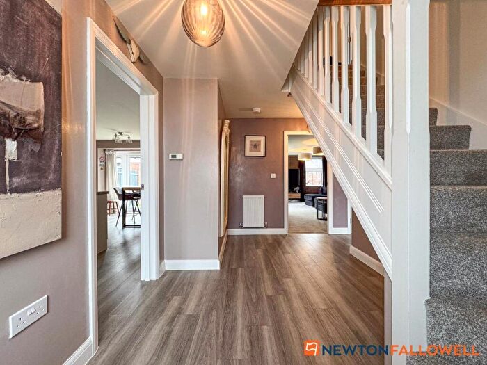 4 Bedroom Detached House For Sale In Victor Way, Fernwood, NG24