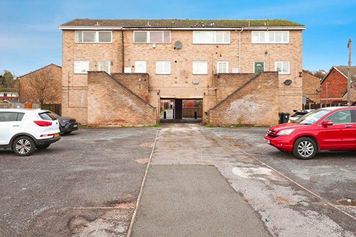 3 Bedroom Flat For Sale In Elston Mews, Nottingham, Nottinghamshire, NG3