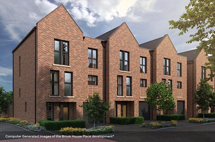 4 Bedroom Semi-Detached House For Sale In Brook House Place, Barton Rd - Urmston (The Chorlton), M41