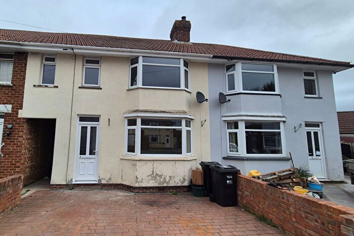 3 Bedroom Terraced House To Rent In Moss Close, Bridgwater, TA6