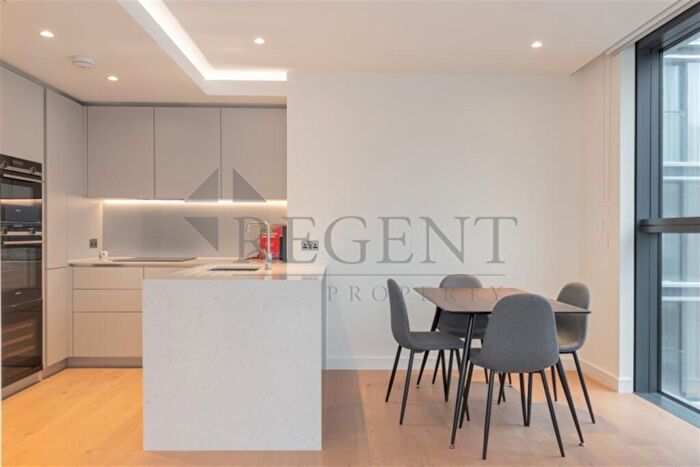 2 Bedroom Apartment To Rent In Hampton Tower, Southquay Plaza, E14