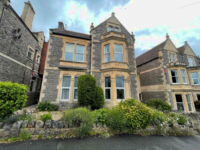 2 Bedroom Flat To Rent In Highbury Parade, Weston-super-Mare, North Somerset, BS23