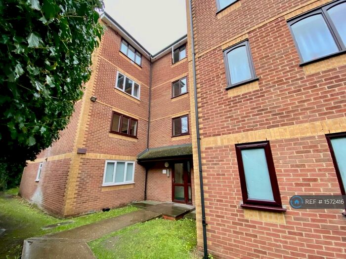 1 Bedroom Flat To Rent In Jack Clow Road, London, E15