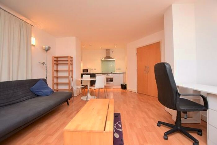 1 Bedroom Apartment To Rent In West One Central, Fitzwilliam Street, S1