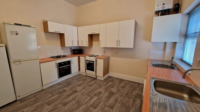 8 Bedroom Property To Rent In Hutt Street, Hull, HU3