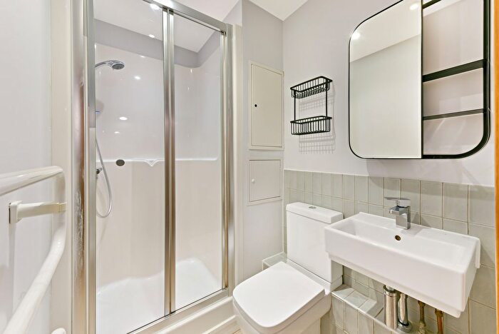 Studio To Rent In Uncle Stockwell, Courland Grove, London, SW8