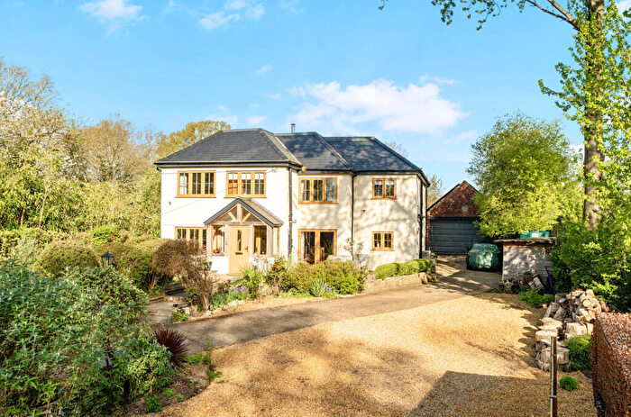 4 Bedroom Detached House For Sale In Blackhill Road, East Wellow, Romsey, Hampshire, SO51