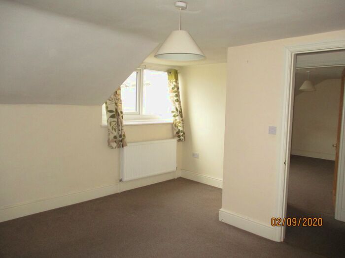 1 Bedroom Flat To Rent In Mill Street, Oakham LE15