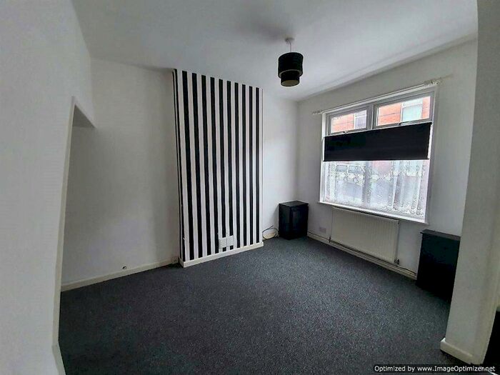 3 Bedroom Terraced House To Rent In Newdigate St, Crewe, CW1