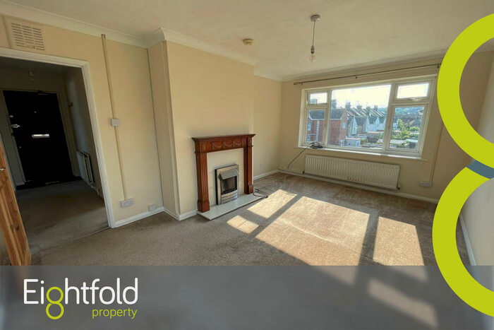 2 Bedroom Apartment To Rent In Bedfordwell Court, Eastbourne, BN22