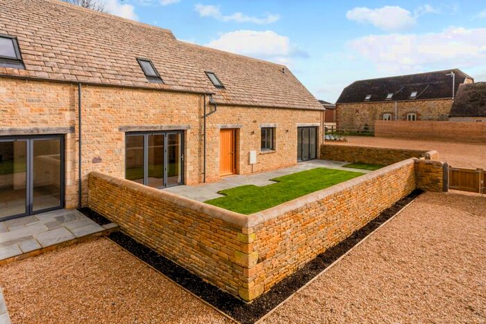 3 Bedroom Barn Conversion To Rent In Lynt Farm Lane, Inglesham, Swindon, SN6
