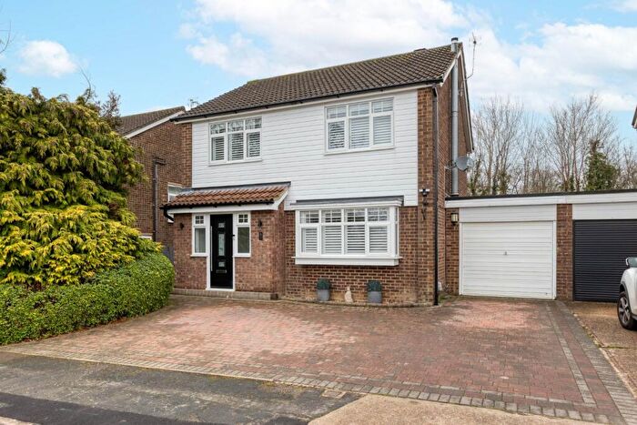 4 Bedroom Detached House For Sale In Trafford Close, Stevenage, Hertfordshire, SG1