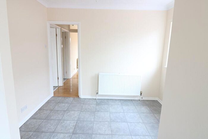 2 Bedroom Semi-Detached Bungalow For Sale In The Grove, Market Deeping, PE6