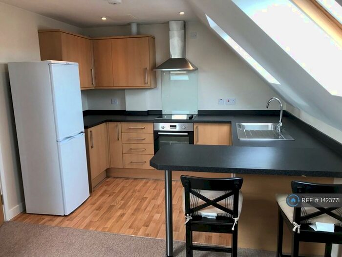1 Bedroom Flat To Rent In Capstone Road, Bournemouth, BH8