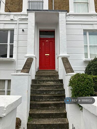2 Bedroom Flat To Rent In Glenton Road, London, SE13