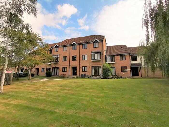 1 Bedroom Flat To Rent In The Meadows, Sawbridgeworth, Hertfordshire, CM21