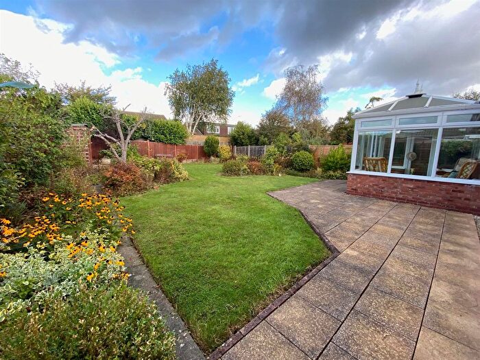 2 Bedroom Detached Bungalow For Sale In Beverley Way, Malvern, WR14