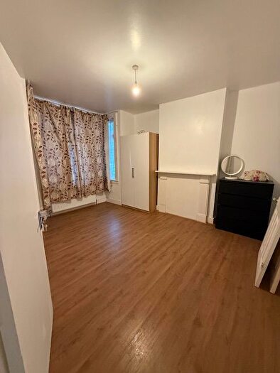 4 Bedroom Terraced House To Rent In Poynter Road, Enfield, EN1
