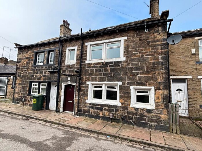 2 Bedroom Terraced House For Sale In Knights Fold, Great Horton, Bradford, BD7