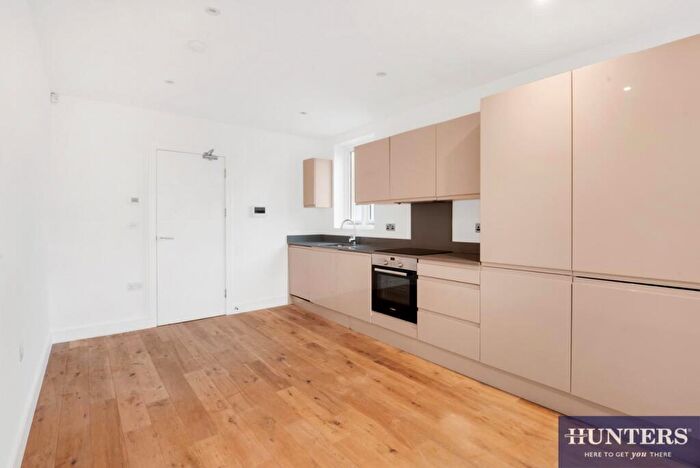 2 Bedroom Flat For Sale In Fordwych Road, London, NW2