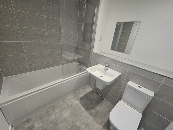 2 Bedroom Apartment To Rent In Bevan Road, Leicester, LE4