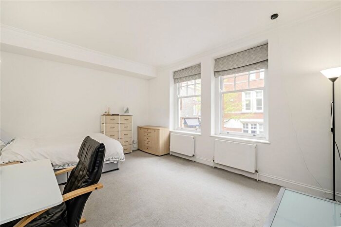Studio To Rent In Rochester Row, London, SW1P