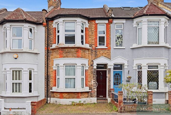 2 Bedroom Terraced House For Sale In Prospect Road, Woodford Green, IG8