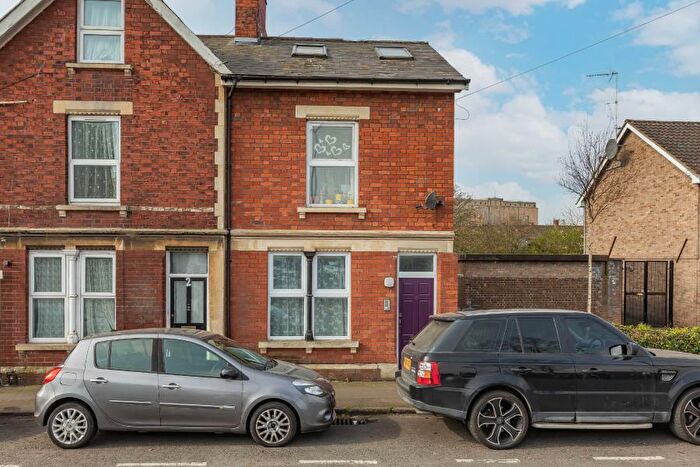 1 Bedroom Flat To Rent In Richmond Terrace - Avonmouth, BS11