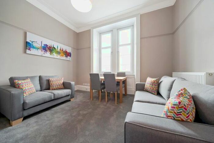 2 Bedroom Flat To Rent In Meadowpark Street, Dennistoun, Glasgow, G31