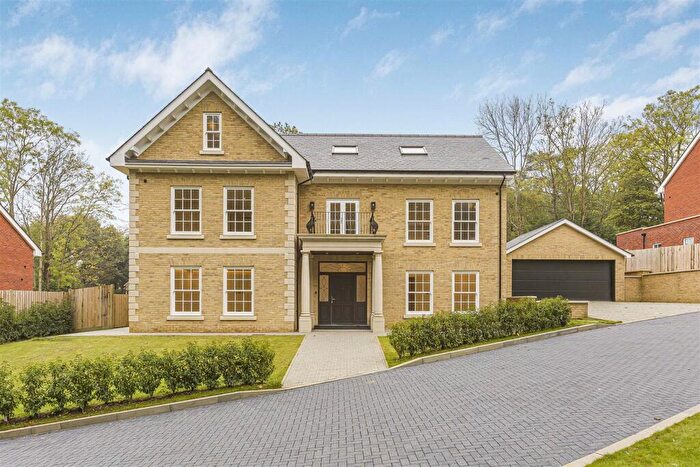 5 Bedroom Detached House For Sale In House, The Cullinan, The Ridgeway, Cuffley, EN6