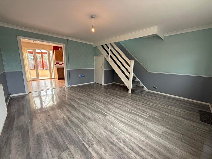 3 Bedroom Semi-Detached House To Rent In Thackeray Avenue, Tilbury, RM18