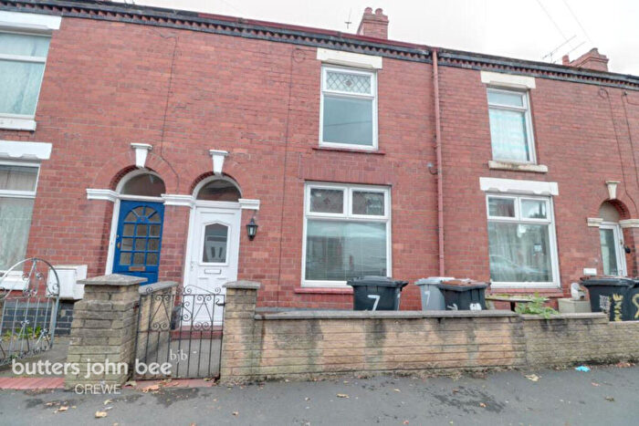 3 Bedroom Terraced House To Rent In Lunt Avenue, Crewe, CW2
