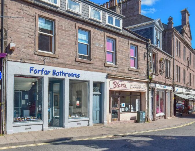 1 Bedroom Flat To Rent In Castle Street, Forfar, Angus, DD8