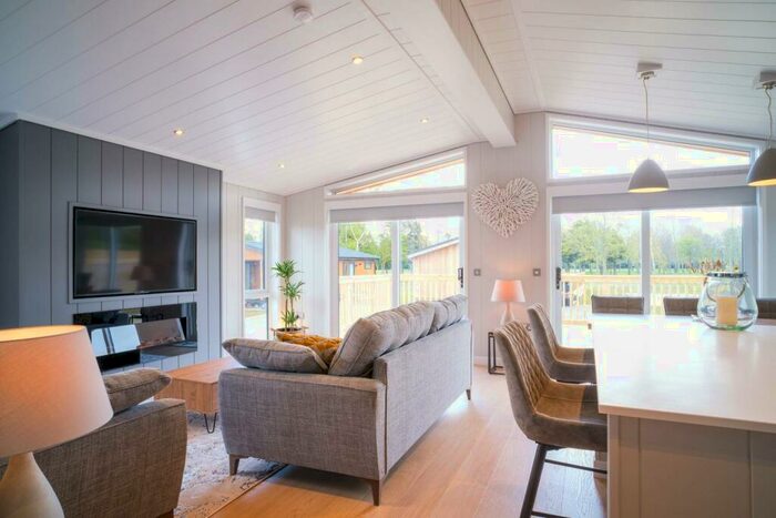 3 Bedroom Lodge For Sale In Laceby, Lincolnshire, DN37