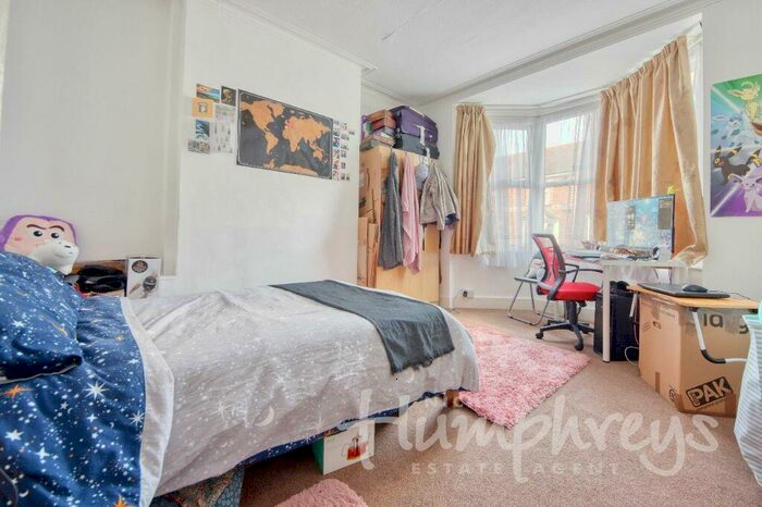 4 Bedroom Terraced House To Rent In St Martins Road, CT1